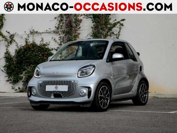 Rent a Smart ForTwo EQ Cabriolet in France (Côte d'Azur) with